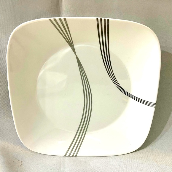 Set of 4 Corelle Modern Urban Arc square dinner plates 10.5” (4 pieces) - Picture 2 of 5